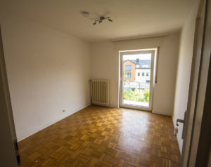 Balkonzimmer links - Blick ins Zimmer